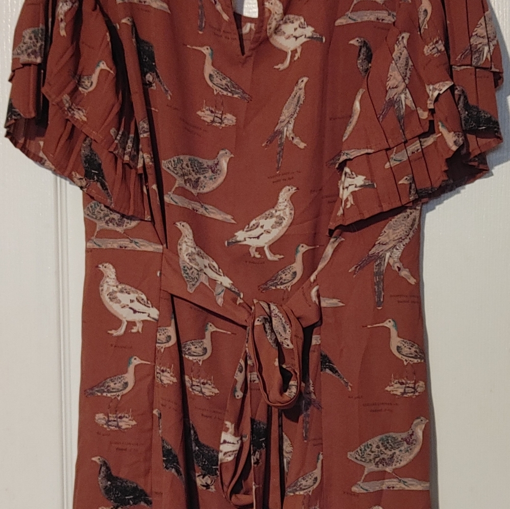 Melissa Mccarthy blouse